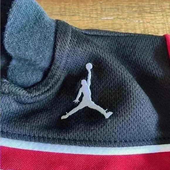 Michael Jordan 23 Kids 12M Full Zip Jacket Red, Black and White - Picture 7 of 9